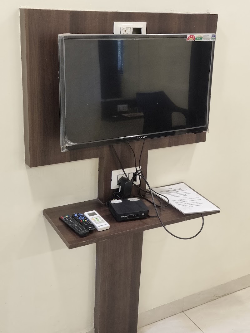 THE LIVING SPACE - THE LIVING SPACE 43, near BUS STAND, Takve Kurth, Gawliwada, Rao Colony, Pune, Lonavala, Maharashtra 410401, India