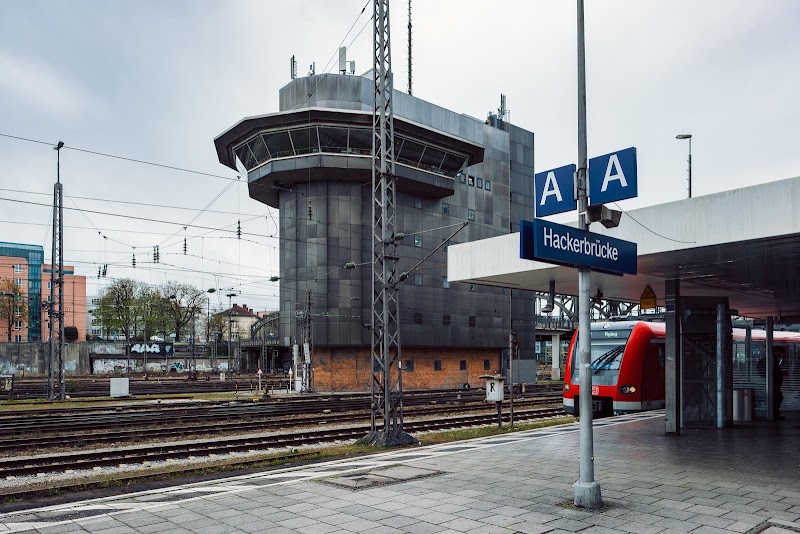 Hackerbrucke - Hackerbrucke, Arnulfstraße 21, 80335 München, Germany