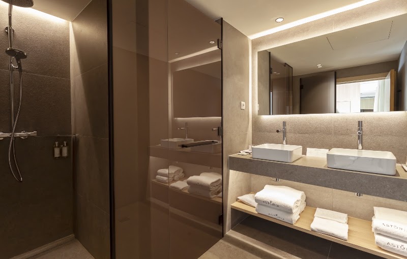 Hotel Astoria - Hotel Astoria Carrer de París, 203, Eixample, 08036 Barcelona, Spain