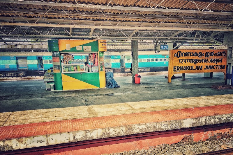 Ernakulam Junction - Ernakulam Junction S Railway Station Rd, Ernakulam South, Kochi, Kerala 682011, India
