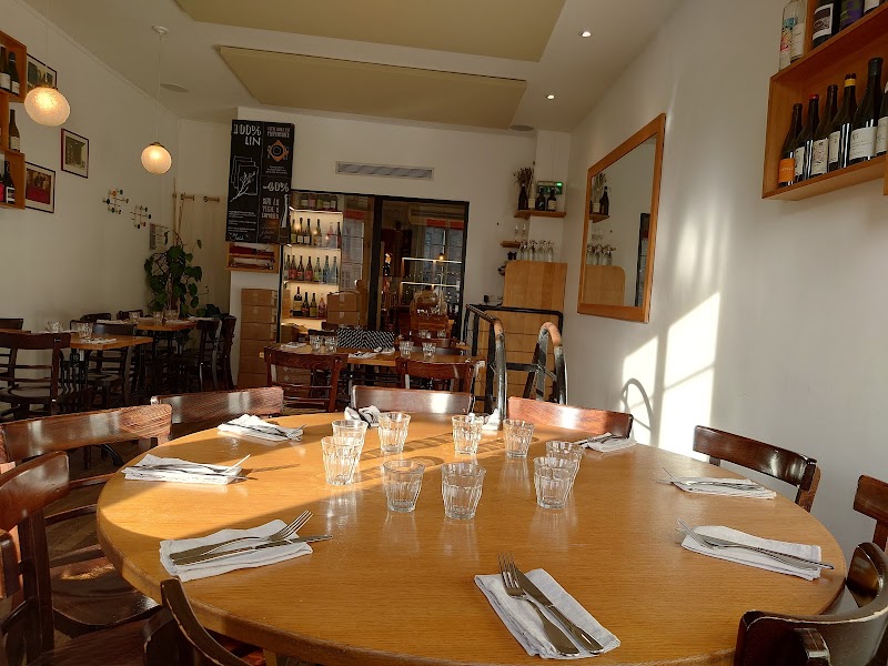 Glou - Glou 101 Rue Vieille du Temple, 75003 Paris, France