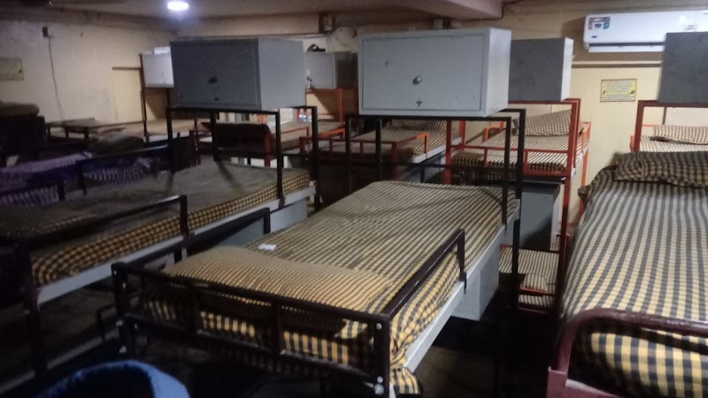 Dormitory - Dormitory Shop No. 48-19-8, RTC Complex, Waltair Station Approach Rd, Beside Shravan Xerox, Dwaraka Nagar, Visakhapatnam, Andhra Pradesh 530016, India