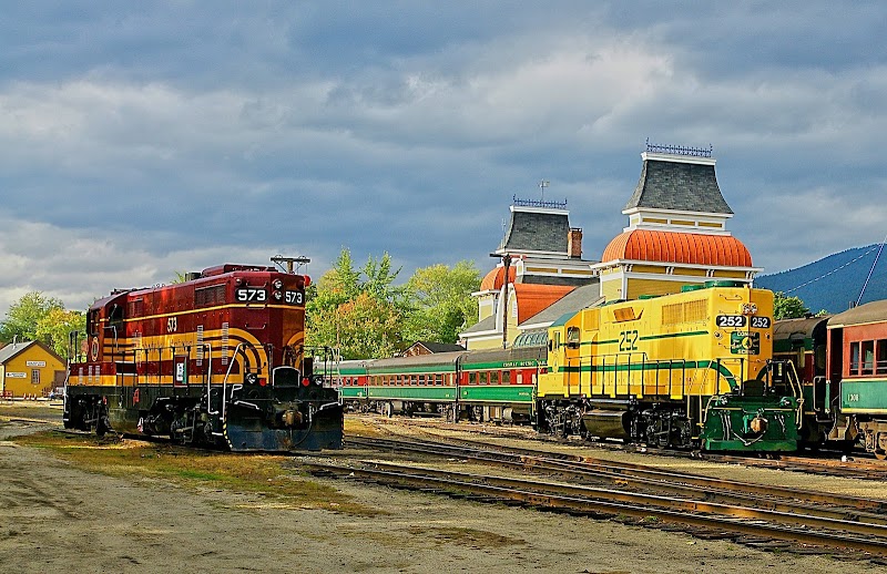 Conway Scenic Railroad - Conway Scenic Railroad 38 Norcross Cir, North Conway, NH 03860, USA