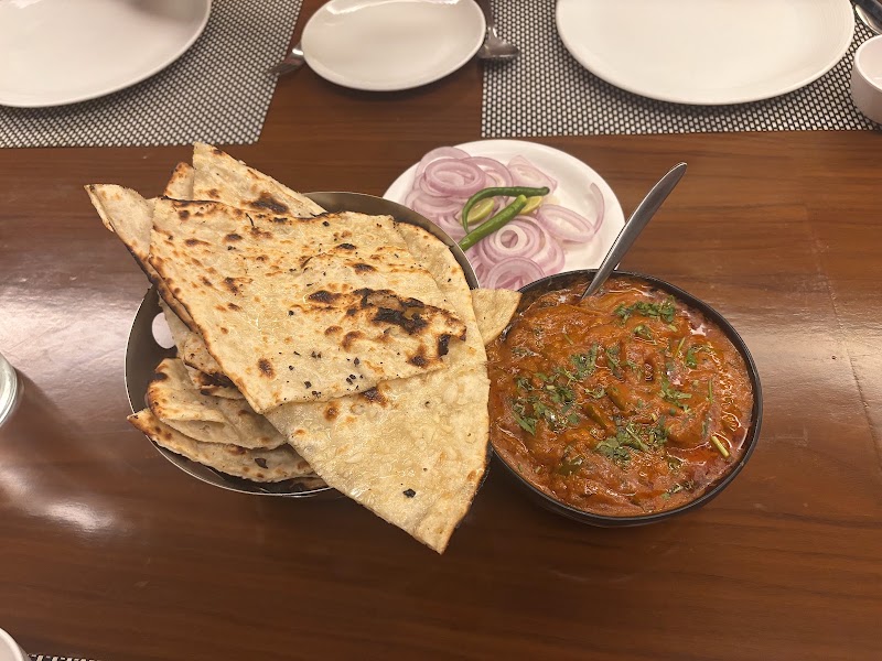 Hype Restaurant - Hype Restaurant Ground floor, Supertech Building, C Block, Phase 2, Industrial Area, Sector 62, Noida, Uttar Pradesh 201309, India