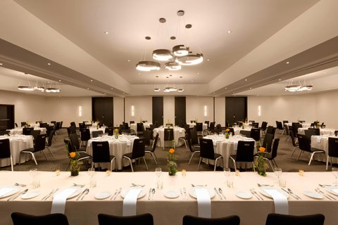 Hotel PUR, Quebec, a Tribute Portfolio Hotel - Hotel PUR, Quebec, a Tribute Portfolio Hotel 395 R. de la Couronne, Québec, QC G1K 7X4, Canada