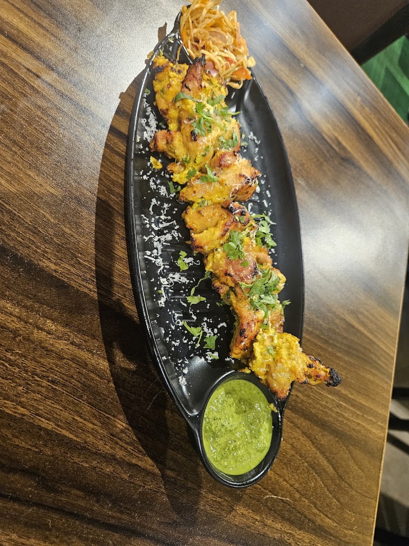 Shri Manik Food Express ( Family restaurant ) - Shri Manik Food Express ( Family restaurant ) Prathmesh Darshan society, opp. Ghatkopar Railway Station, Shival Nagar, Saibaba Nagar, Pant Nagar, Ghatkopar East, Mumbai, Maharashtra 400075, India