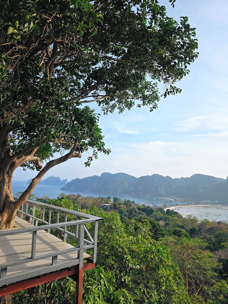 Phi Phi Viewpoint 3 - Phi Phi Viewpoint 3, 125/39 Moo 7 Phi Phi Island, Moo 7, ตำบล อ่าวนาง Meaung, กระบี่ 81210, Thailand