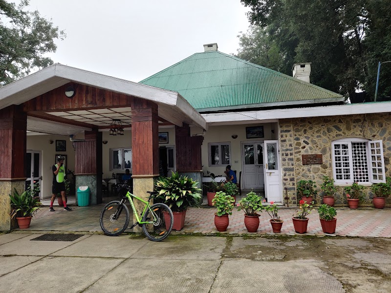 Hotel Ros Common - Hotel Ros Common Monkey Point Road, near The Abbey, Kasauli, Himachal Pradesh 173204, India