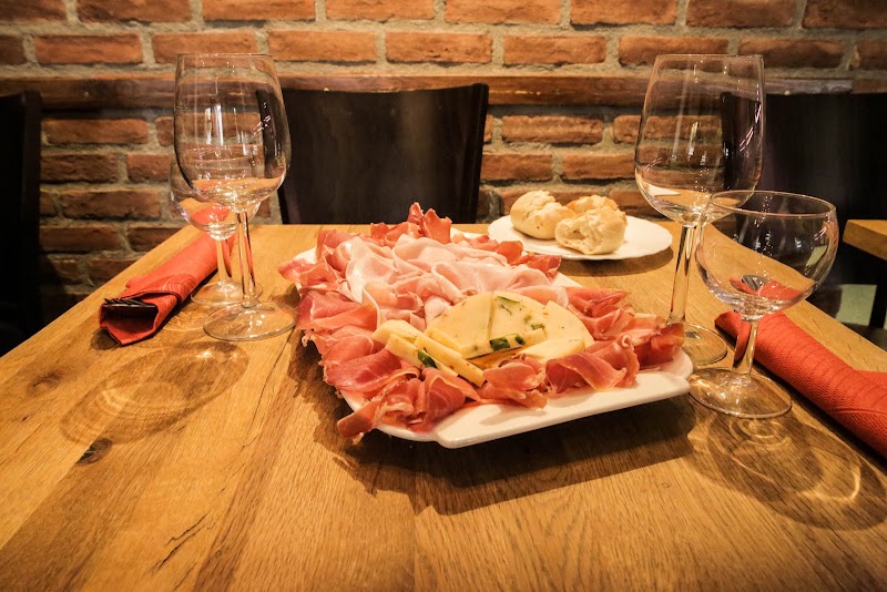 Ristorante Pasta e Vino - Ristorante Pasta e Vino Wolf-Dietrich-Straße 31, 5020 Salzburg, Austria