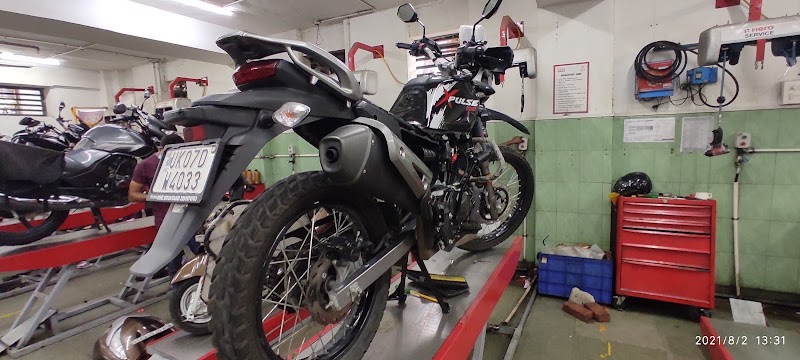 Nine Mountains Motors - Hero MotoCorp - Nine Mountains Motors - Hero MotoCorp, NH-72, Haridwar Rd, Jogiwala, Dehradun, Uttarakhand 248001, India
