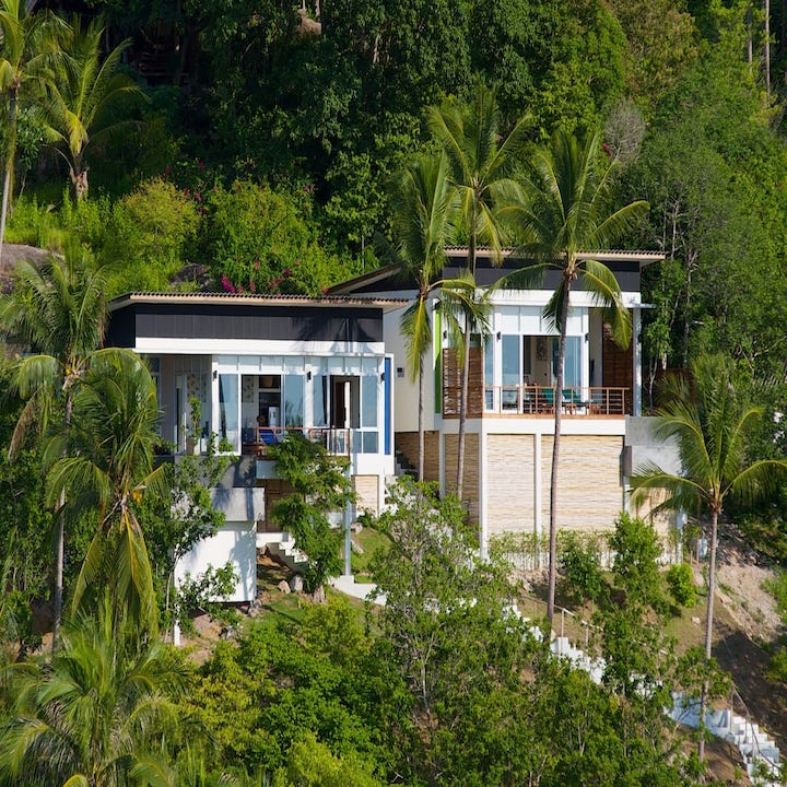 Overthemoon Luxury Pool Villas