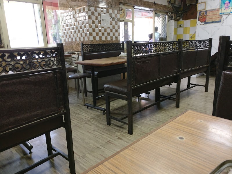 Baba Chicken - Baba Chicken VVP7+VF9, Sangeet Cinema Rd, Opposite IndianOil, Near Sangeet Cinema, Basant Nagar, Industrial Area-B, Ludhiana, Punjab 141003, India