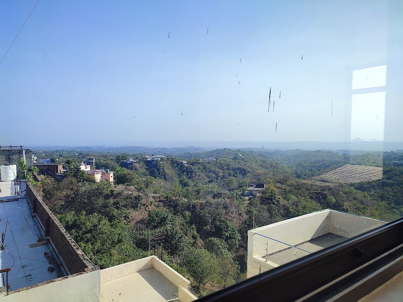 Hotel President - Hotel President R436+559, opp. New Bus Stand, Moien, Chintpurni, Himachal Pradesh 177110, India