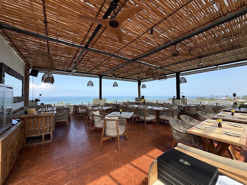 Secana Rooftop - Secana Rooftop Jl. Pemelisan Agung Jl. Pantai Berawa, Canggu, Kec. Kuta Utara, Tibubeneng, Berawa, Kabupaten Badung, Bali 80361, Indonesia
