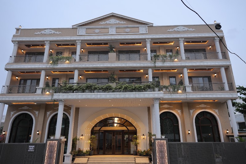 Grandeur Boutique Staycation - Grandeur Boutique Staycation Kesar Pushp, Plot No. 66, Vidhya Marg Road, near neemach mata ropeway, Dewali, Panchwati, Udaipur, Rajasthan 313004, India