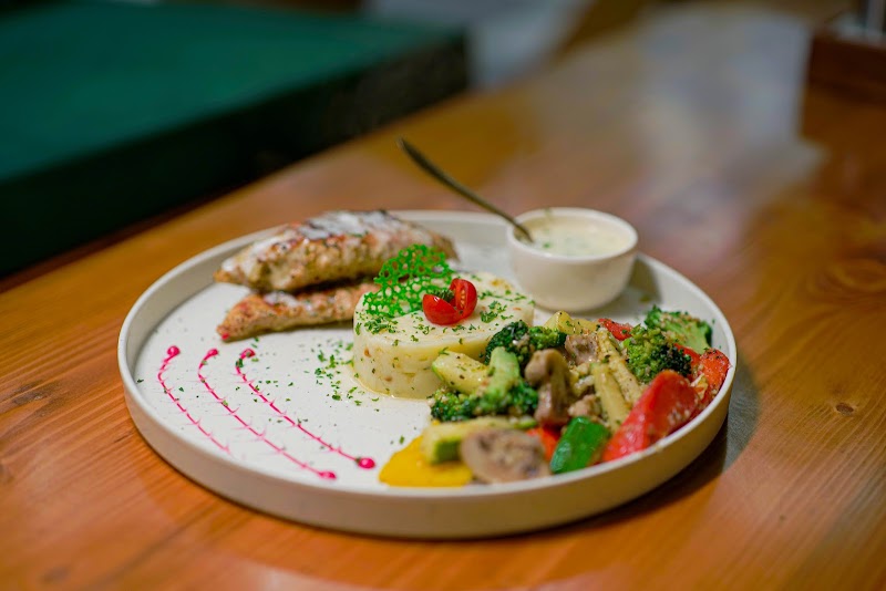 La Moda Cafe & Restaurant - La Moda Cafe & Restaurant SCO - 44, 2nd Floor, D- Block Ranjit Avenue, 97, Gumtala Sub Urban, D - Block, Acre Scheme, Amritsar, Punjab 143001, India