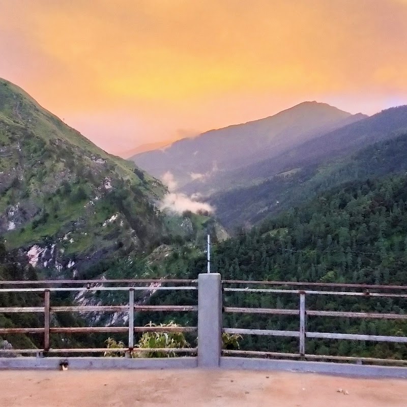 Himalaya Trek Inn - Team 456 | Cottage in Sankri - Himalaya Trek Inn - Team 456 | Cottage in Sankri, Saur Village, Mori Block, Sankri, Sidri, Uttarakhand 249128, India