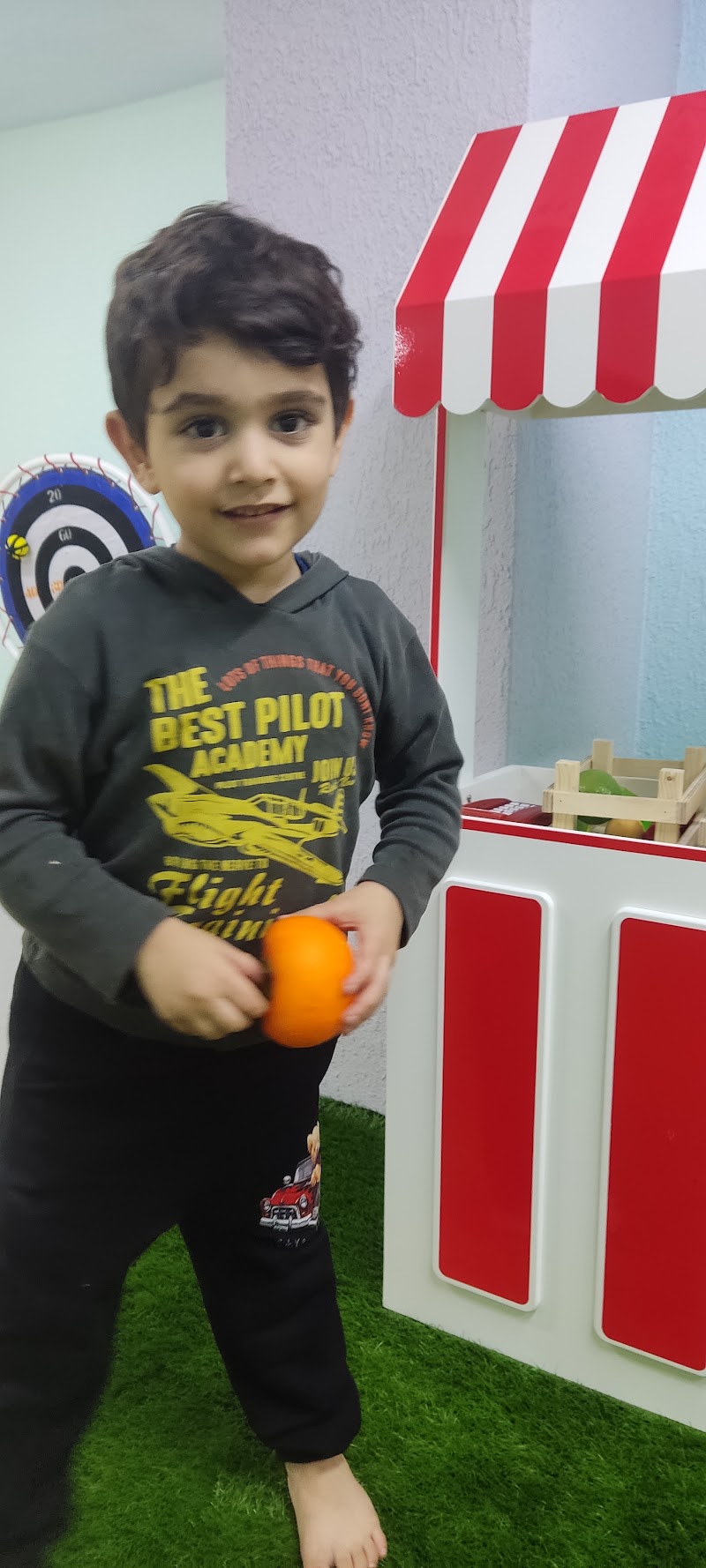 خانه بازی رز - خانه بازی رز, Bandar Anzali, Tolu Azar، FCHW+RH7, Iran