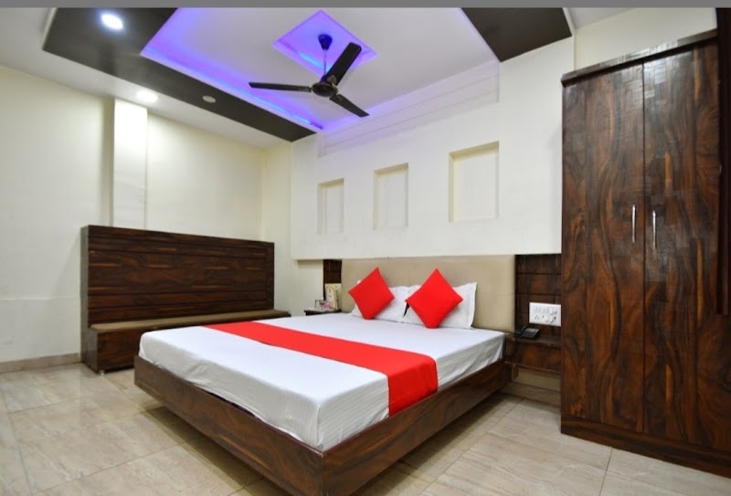 Hotel Jai palace - Hotel Jai palace, 10, Fateh Singh Market, Railway Station, Gopalbari, Jaipur, Rajasthan 302001, India