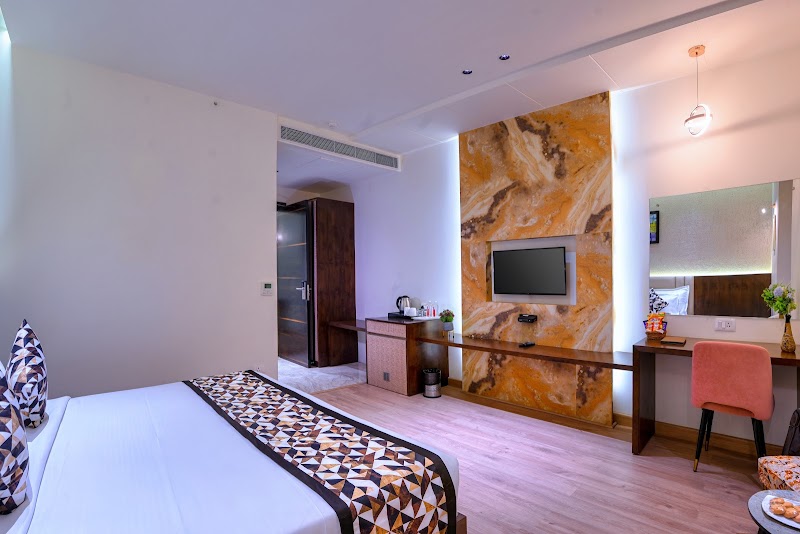 Hotel Sun Ring - Hotel Sun Ring A-16, Fatehabad Rd, Taj Nagri Phase 2, Tajganj, Agra, Uttar Pradesh 282001, India