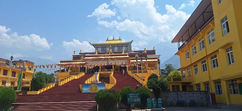 HOTEL DEODAR VILLA - HOTEL DEODAR VILLA Temple Rd, McLeod Ganj, Dharamshala, Himachal Pradesh 176215, India