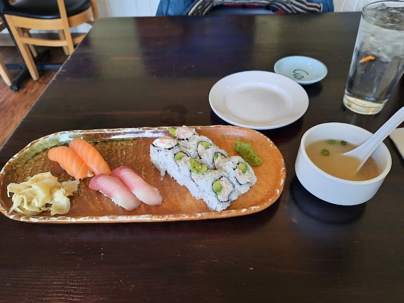 Hiro's Sushi & Japanese Kitchen - Hiro's Sushi & Japanese Kitchen 1730 AZ-89A, Sedona, AZ 86336, USA