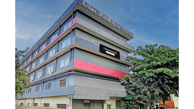 Townhouse by OYO Ramamurthy Nagar Formerly Navya International