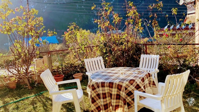 Blossom Cottage Prini Manali - Blossom Cottage Prini Manali Hamta Road, near Club Mahindra Resort, near Tara Cottage, Prini, Manali, Himachal Pradesh 175143, India
