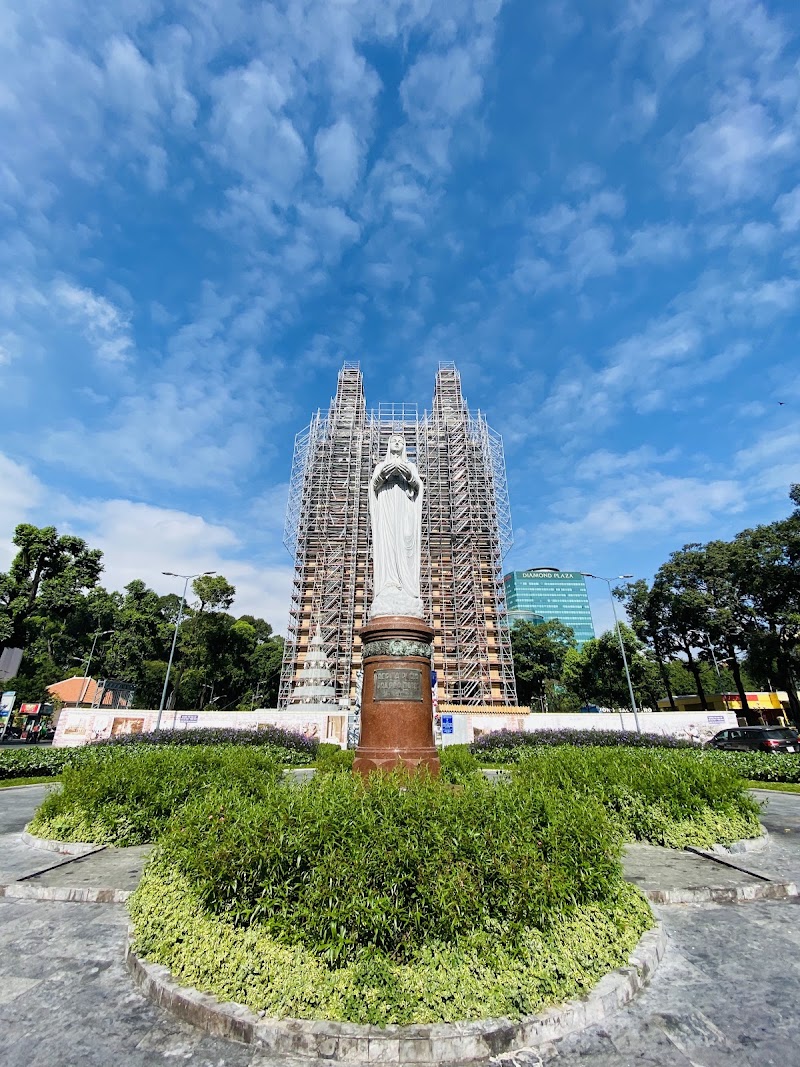 Notre Dame Cathedral of Saigon - Notre Dame Cathedral of Saigon, 01 Công trường Công xã Paris, Quận 1, Hồ Chí Minh 70000, Vietnam