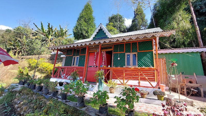Nechali Khambu Homestay - Nechali Khambu Homestay Rungmbook Rayadhura P.O. Rungmbook, X753+898, Sonada, Rongmook Ceder Tea Garden, West Bengal 734209, India