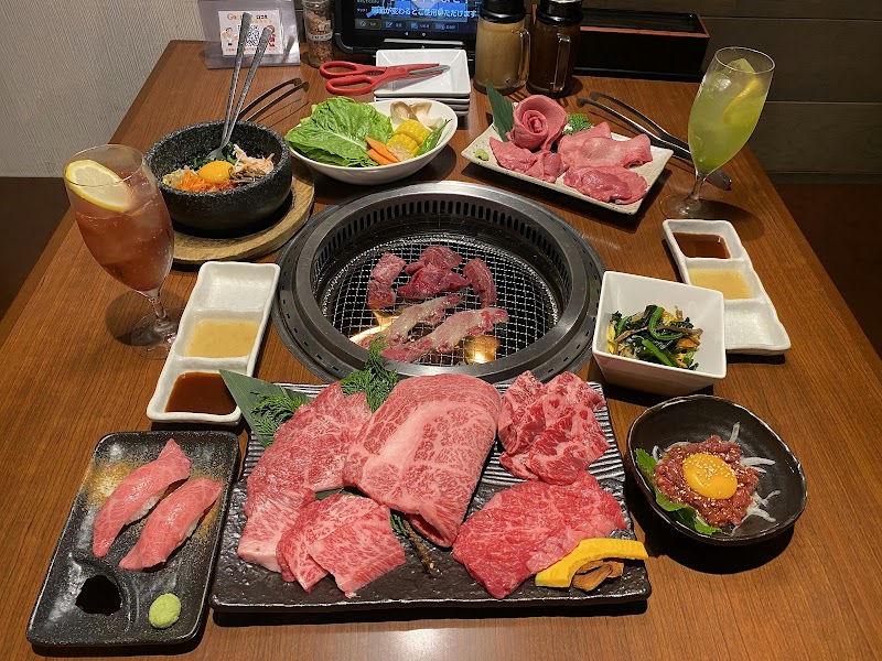 Yakiniku Rikimaru Umeda-ohatsutenjin - Yakiniku Rikimaru Umeda-ohatsutenjin Japan, 〒530-0057 Osaka, Kita Ward, Sonezaki, 2-chōme−8−９ 八幸ビル B1F