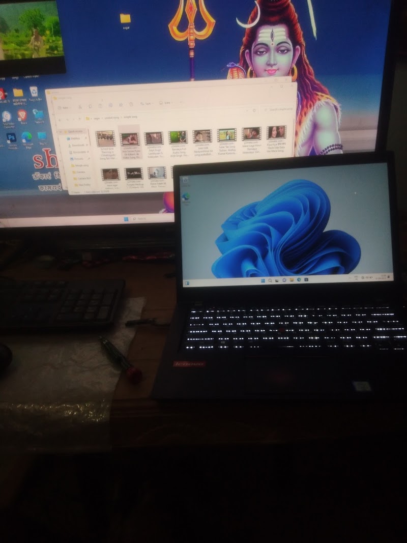 want buy laptop. can contact me - want buy laptop. can contact me, C3X9+4CJ, Mudpar, Chhattisgarh 493225, India