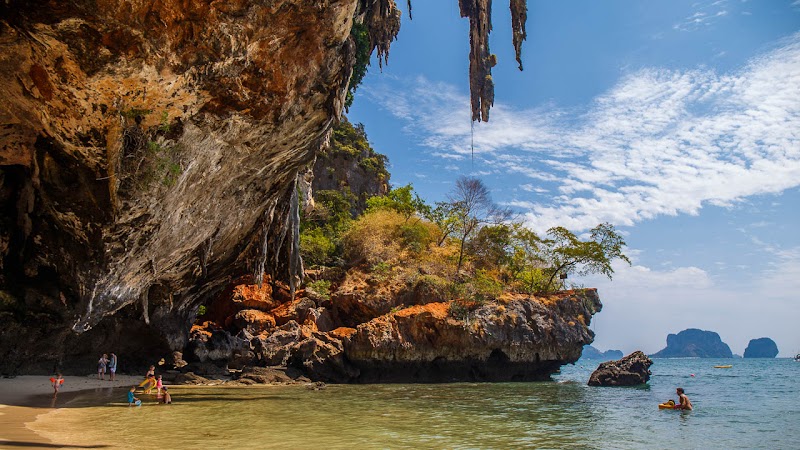 Phra Nang Beach - Phra Nang Beach 2R4Q+944, Stadt, Tambon Ao Nang, Amphoe Mueang Krabi, Chang Wat Krabi, Thailand