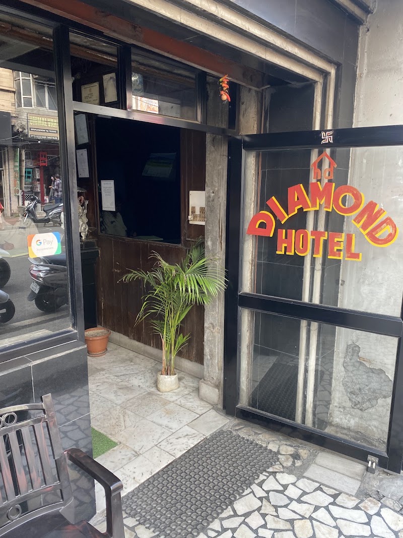Hotel Diamond - Hotel Diamond below Gumat, Vinayaq Bazaar, Old Heritage City, Jammu, 180016