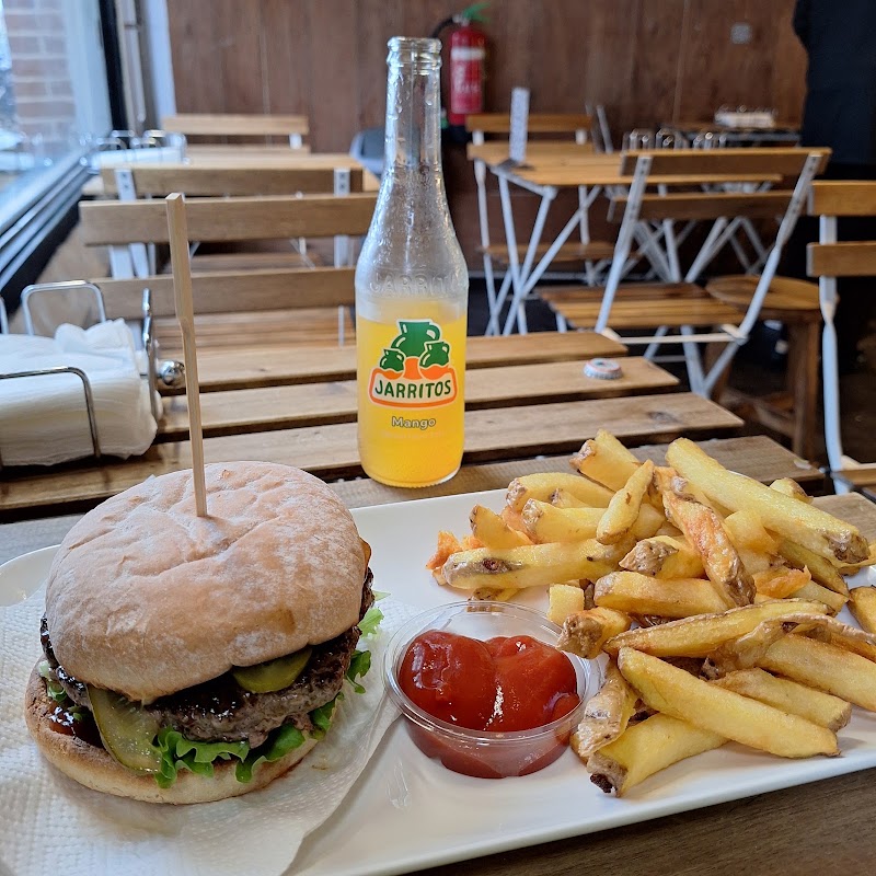 Food Brothers Amsterdam - Food Brothers Amsterdam, Overamstelstraat 1, 1091 TL Amsterdam, Netherlands