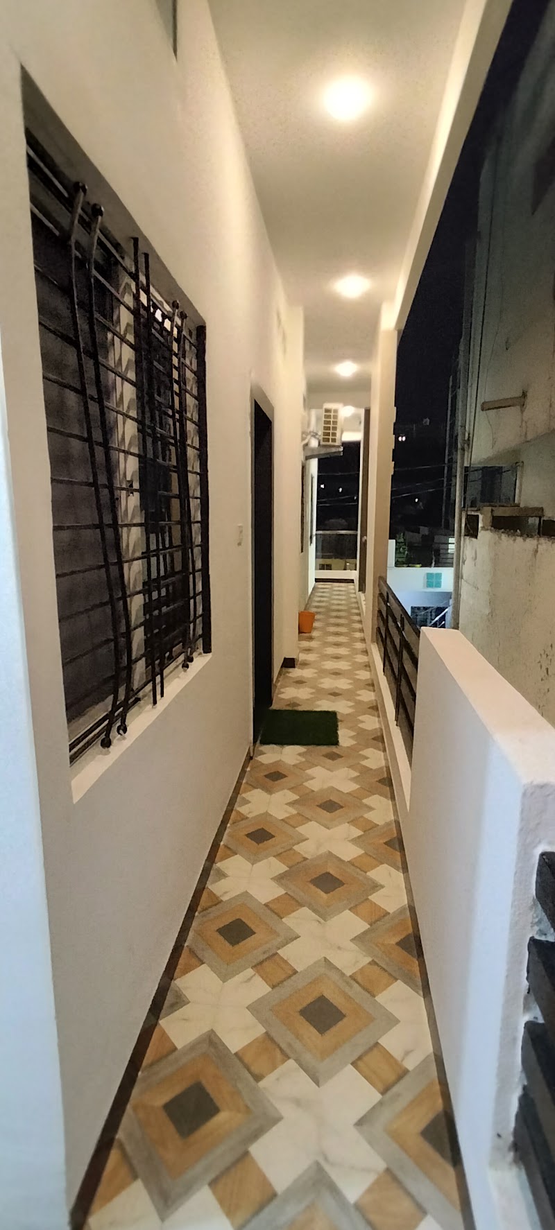 Hotel Rudraksh - Hotel Rudraksh, Rudraksh Parisar, 7/1, near Mahakal Lok Corridor Road, Ravi Shankar Nagar, Suraj Nagar, Ujjain, Madhya Pradesh 456001, India