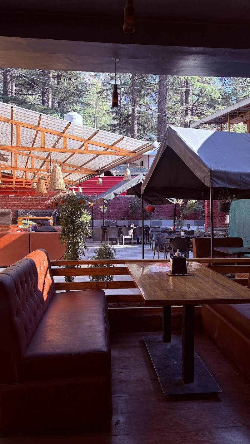 Pinewood dhaba - Pinewood dhaba Manikaran Rd, Kasol, Sosan, Himachal Pradesh 175105, India