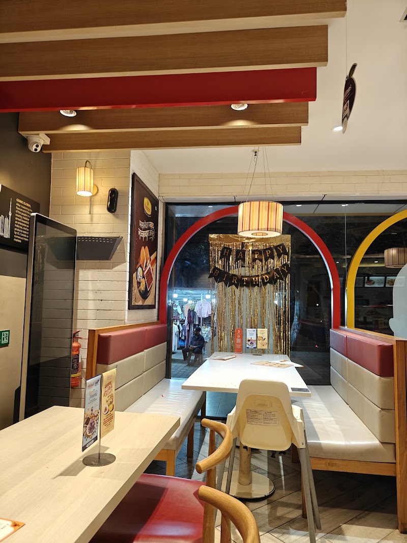 Haldiram's - Haldiram's Shop No. 2/3, Spot 18 Mall, Chouk, near Jagtap Dairy, Mana-mandir Society, Pimple Saudagar, Pune, Pimpri-Chinchwad, Maharashtra 411017, India