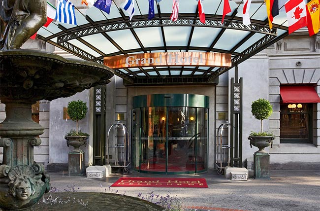 Grand Hotel Melbourne - Grand Hotel Melbourne 33 Spencer St, Docklands VIC 3008, Australia