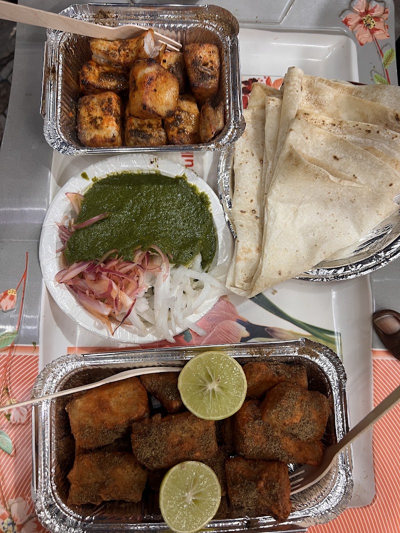 Pappu Fish Corner - Pappu Fish Corner More, near Raj Mahal Hotel, Rattan Garden, Shivpuri Extension, Sector 7, Gurugram, Haryana 122001, India