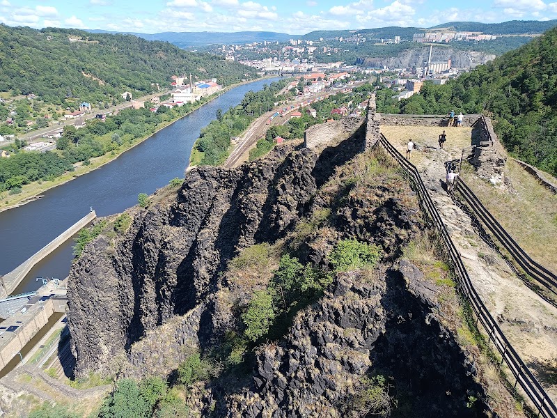 Hrad Střekov - Hrad Střekov, Na Zacházce 844, 400 03 Ústí nad Labem-Střekov, Czechia