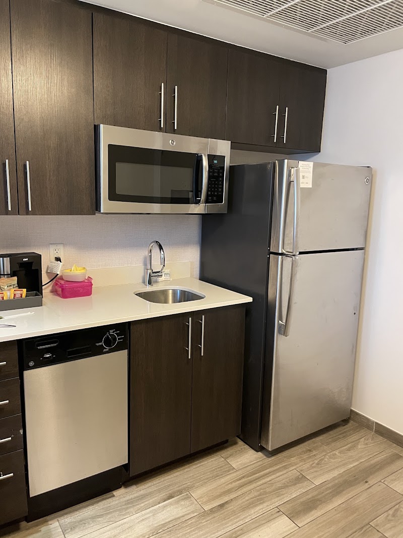 Residence Inn by Marriott Miami Beach Surfside - Residence Inn by Marriott Miami Beach Surfside 9200 Collins Ave, Surfside, FL 33154, USA