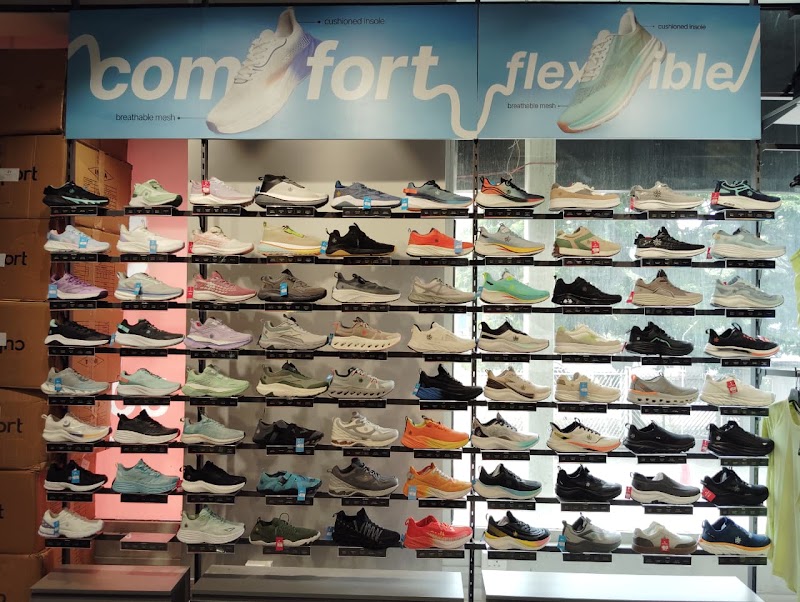 Cult Store - Vision One Mall Wakad - Exclusive - Cult Store - Vision One Mall Wakad - Exclusive, Shop No.1, Ground Floor, Survey No. 56, Vision One, 4/1, Highway Road, Tathawade, Pimpri-Chinchwad, Maharashtra 411033, India