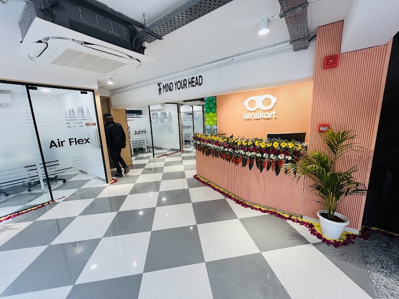 Lenskart New Delhi Office - Lenskart New Delhi Office, Plot No. 151, Okhla Phase 3 Rd, Okhla Phase III, Okhla Industrial Estate, New Delhi, Delhi 110020, India