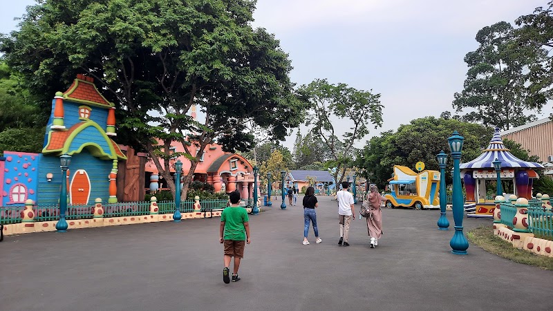 Dunia Kartun - Dunia Kartun VRGM+28J, RW.10, Ancol, Pademangan, North Jakarta City, Jakarta 14430, Indonesia