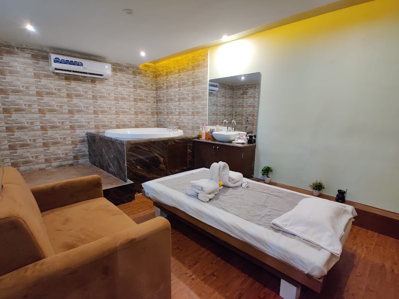 Royal Oak Spa - Spa In Goa - Royal Oak Spa - Spa In Goa 1st Floor, D Wing, 18th June Rd, opposite Reborn Hair Beauty, Altinho, Panaji, Goa 403001, India