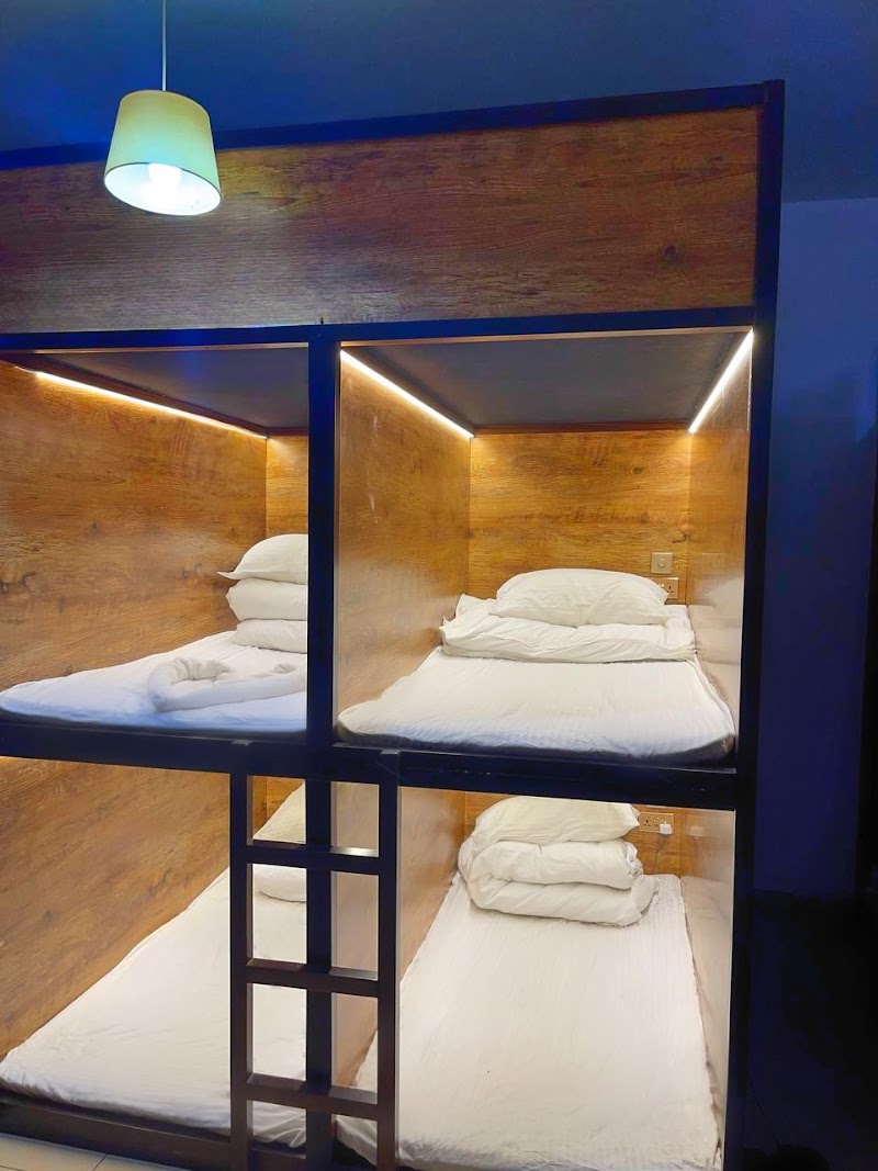 Palm View Hostel - Hostel in JBR Dubai - Palm View Hostel - Hostel in JBR Dubai Sadaf 7 - Marsa Dubai - Jumeirah Beach Residence - Dubai - United Arab Emirates