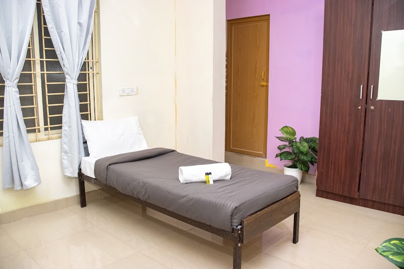 Zolo Mitra PG Near Koramangala | Coliving PG - Zolo Mitra PG Near Koramangala | Coliving PG 20, 20th B Cross Rd, Ejipura, Bengaluru, Karnataka 560047, India