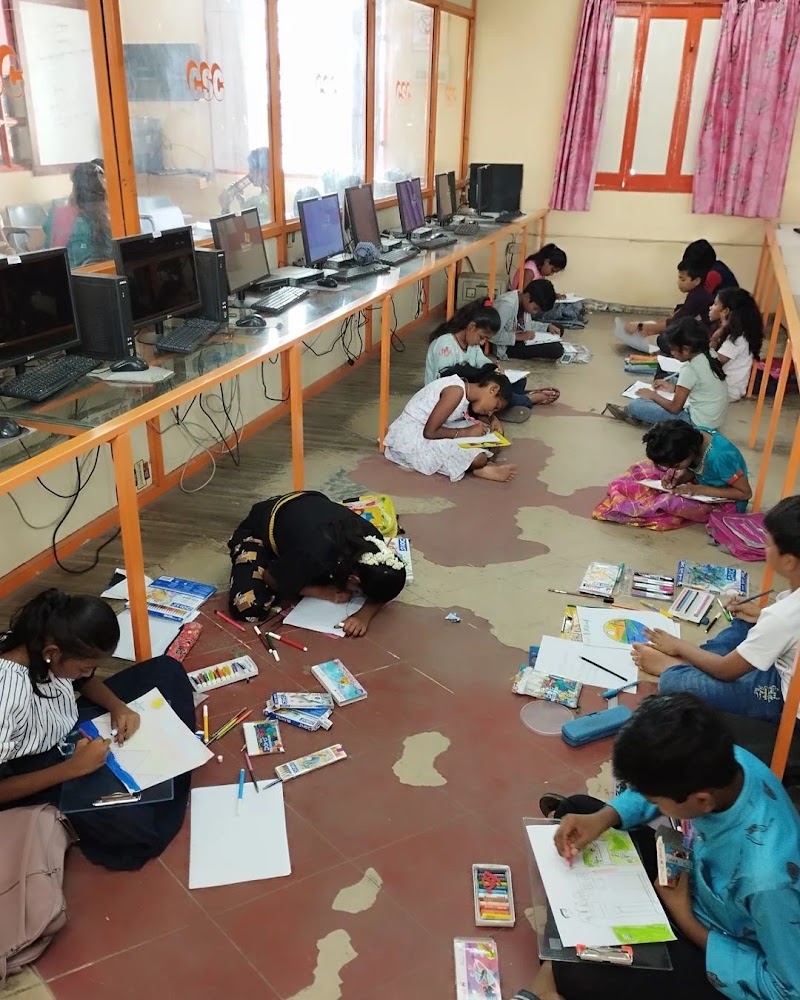 CSC Mylapore - CSC Mylapore 195, Royapettah High Rd, near Viveks & Vidyamandir school, Luz Corner, Luz, Mylapore, Chennai, Tamil Nadu 600004, India