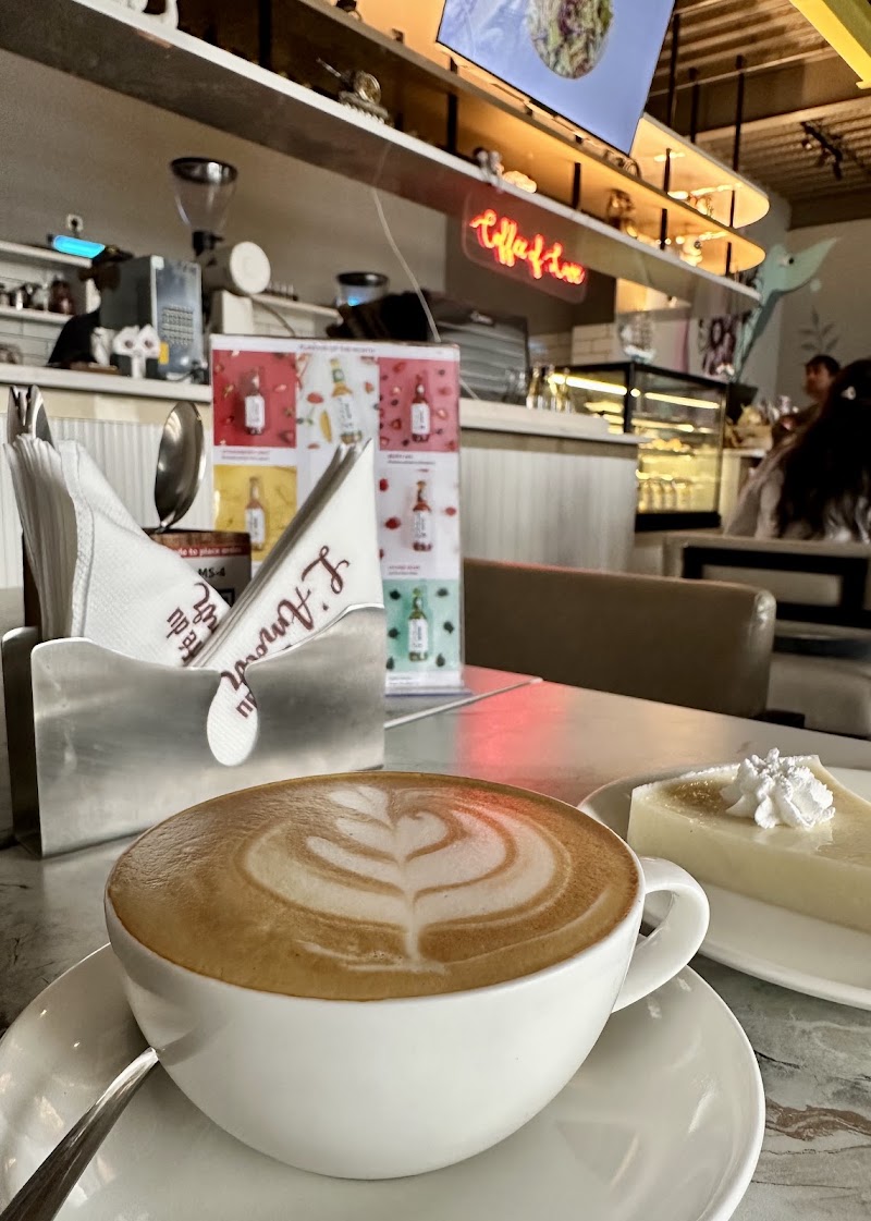 Café du L'Amour (Cafe of Love) - Café du L'Amour (Cafe of Love) 980, 1st A Cross, AVS Layout, near Maharaja Signal, off 80 Feet Road, 4th Block, Koramangala, Bengaluru, Karnataka 560034, India